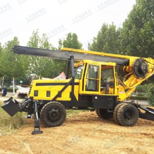 wheeled rotary drilling rig