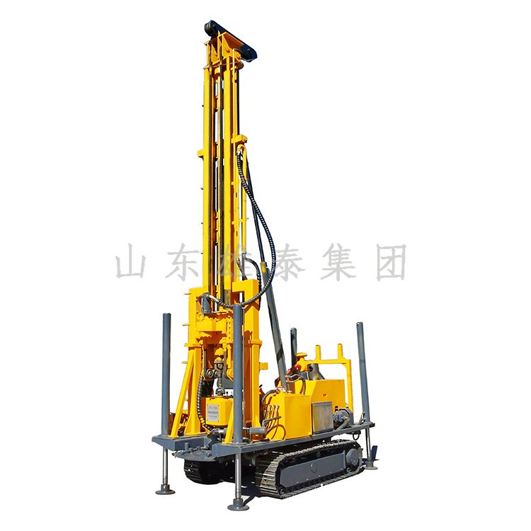 What problems should be paid attention to when drilling with pneumatic water well drilling rig?