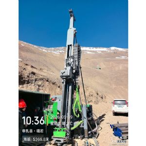 履带式全液压钻机（西藏海拔5369米）